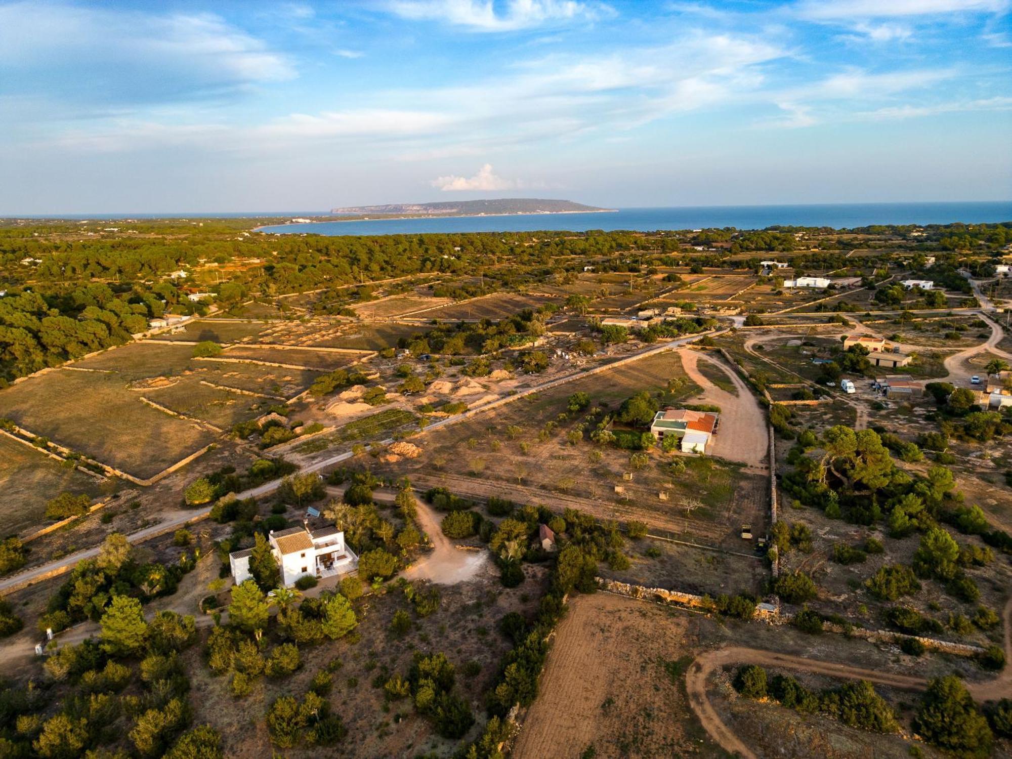 Ses Oliveres Cala Saona Esterno foto